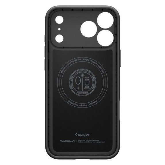 Spigen - Pouzdro Thin Fit s MagSafe pro iPhone 17 Pro, černá